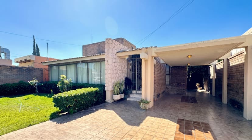 Casa Habitación en Venta en Ampliación Los Ángeles, Torreón